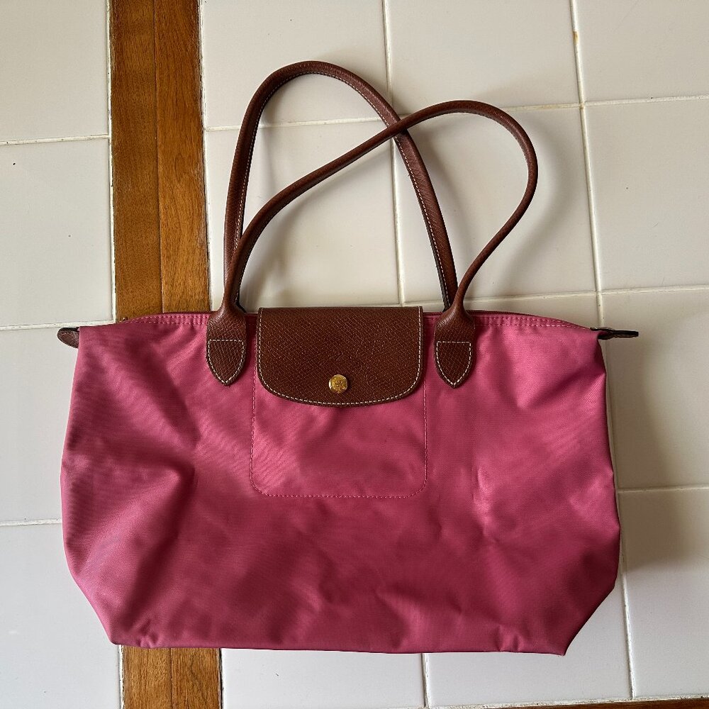 Longchamp Le Pliage Medium Tote in Pink